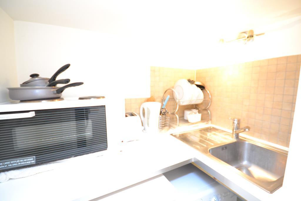 Apartment Lovely Hyde Park Studio London