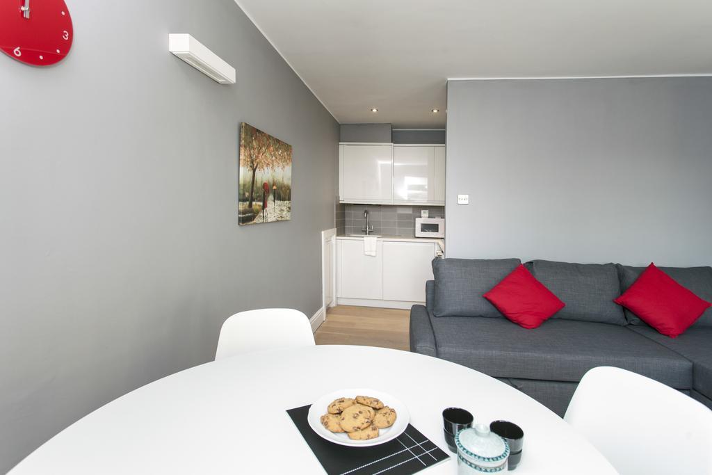 Italianflat - Elsham Apartment London