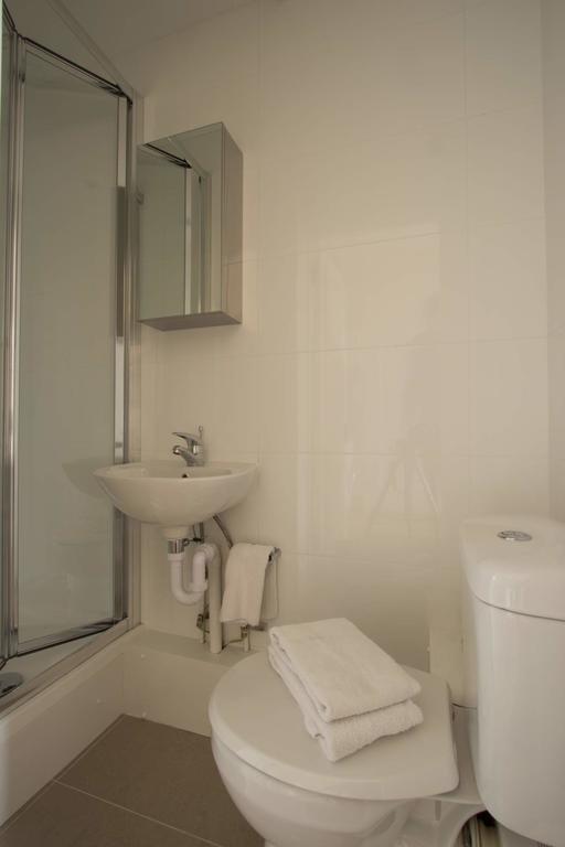 Private Willesden Green Apartment London