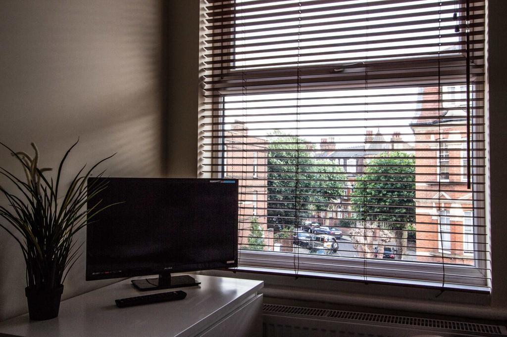 Private Willesden Green London