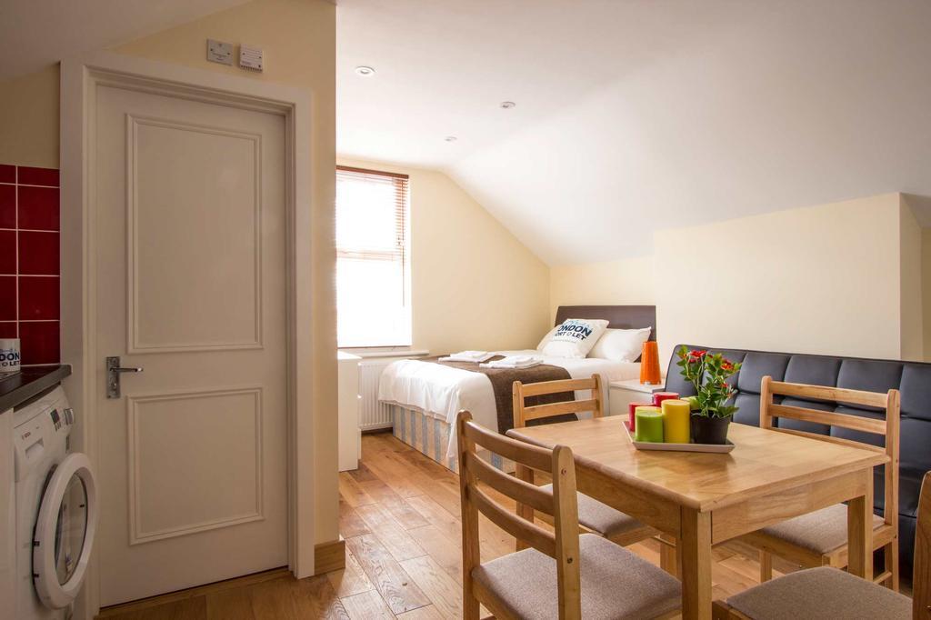 Private Willesden Green
