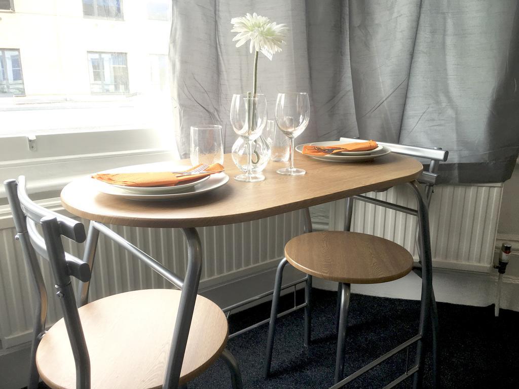 Hammersmith Lifestyle Apartment *