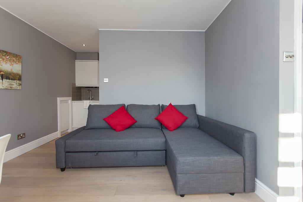 Italianflat - Elsham Apartment
