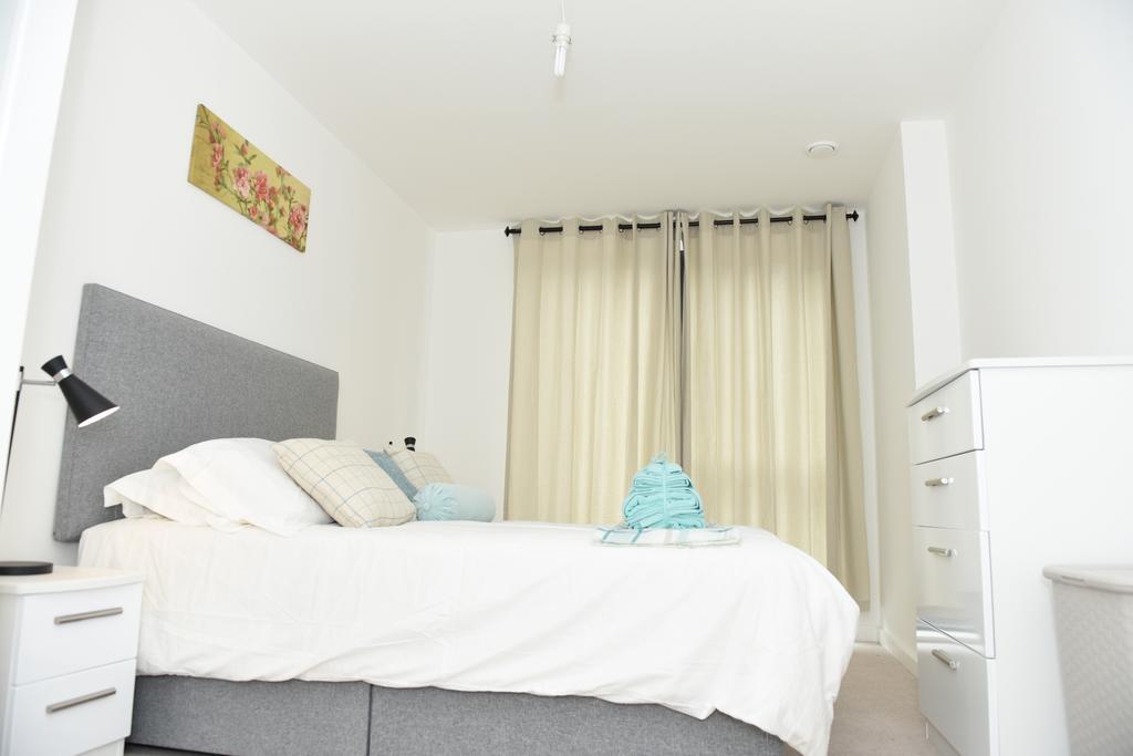 Apartment Greenwich Two Bedroom London