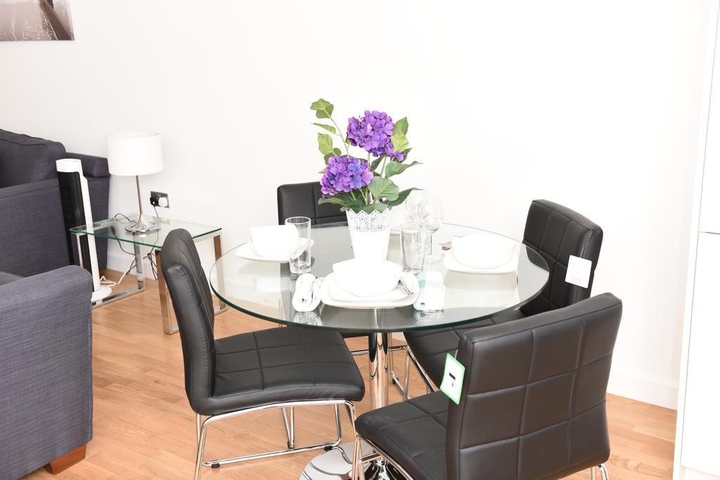 Greenwich Two Bedroom Apartment London