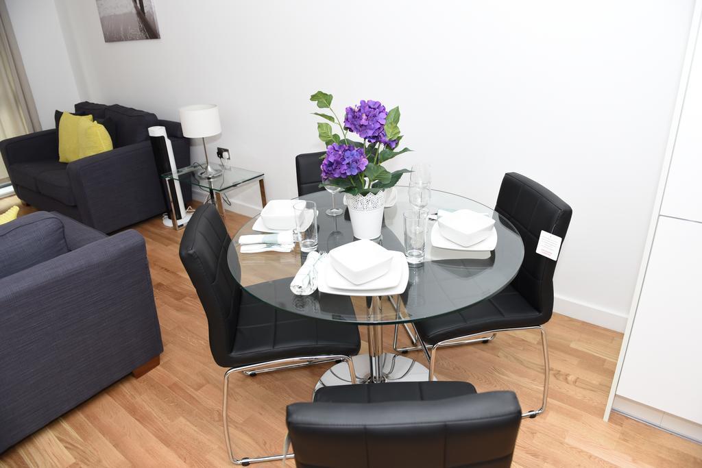 Apartment Greenwich Two Bedroom London