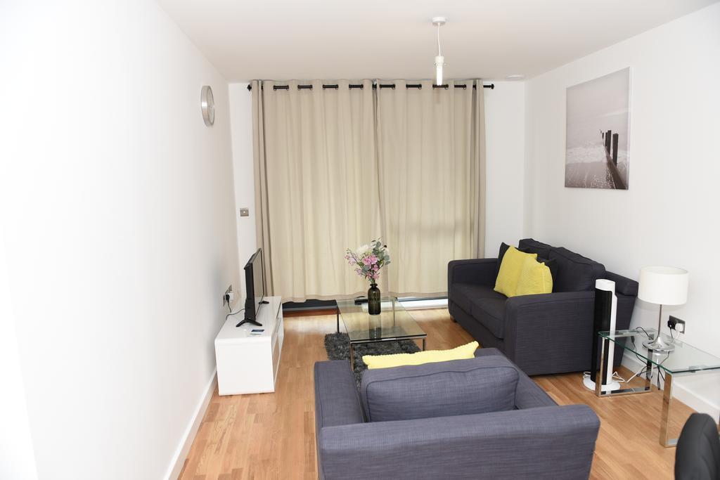 Greenwich Two Bedroom * London