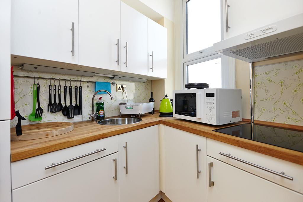 Easyroomlet Guest house