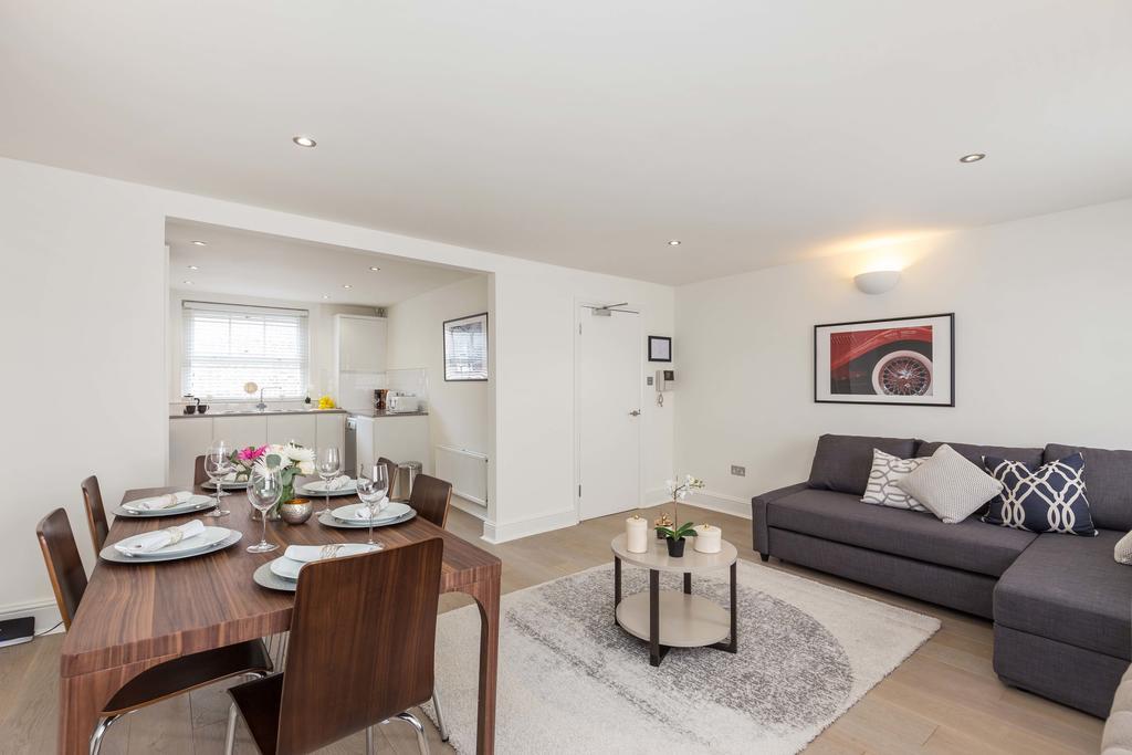 Covent Garden Oasis - 2 Bedrooms 2 Baths Apartment London