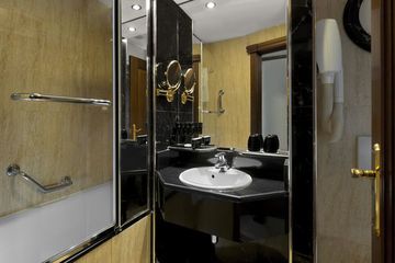 The Level At Melia White House Hotel London