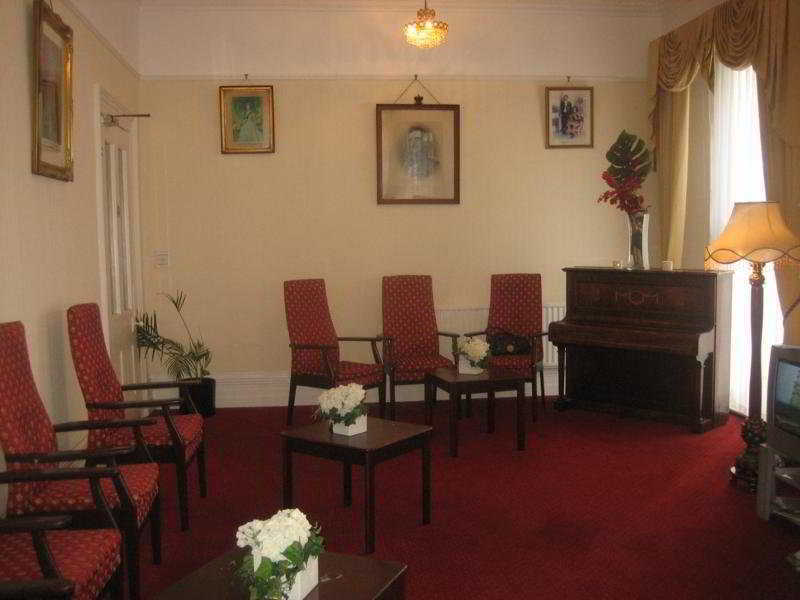 Hotel Ravna Gora 3*