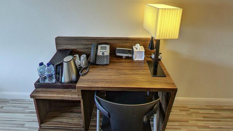 Simply & Hotel