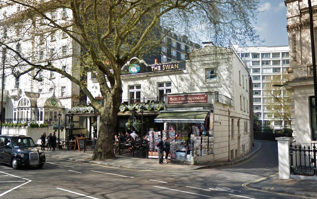 Hyde Park Terrace * London