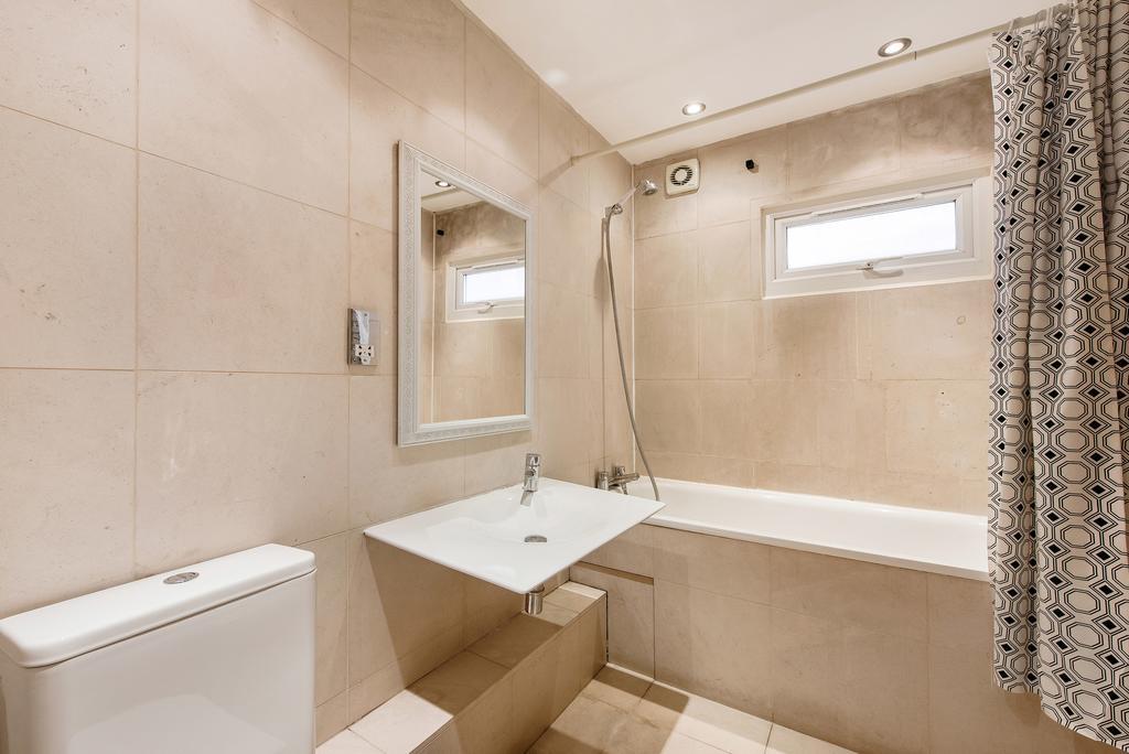 Hyde Park Terrace Apartment London