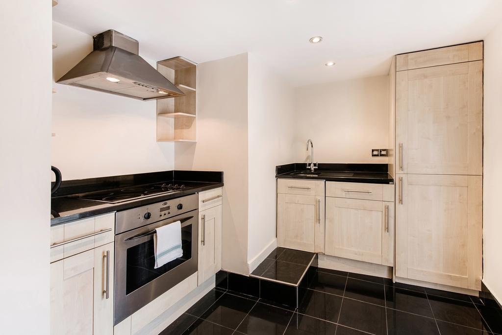 Hyde Park Terrace Apartment London