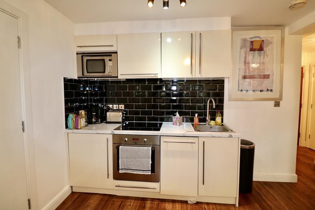 Nell Gwynn House 420 Apartment