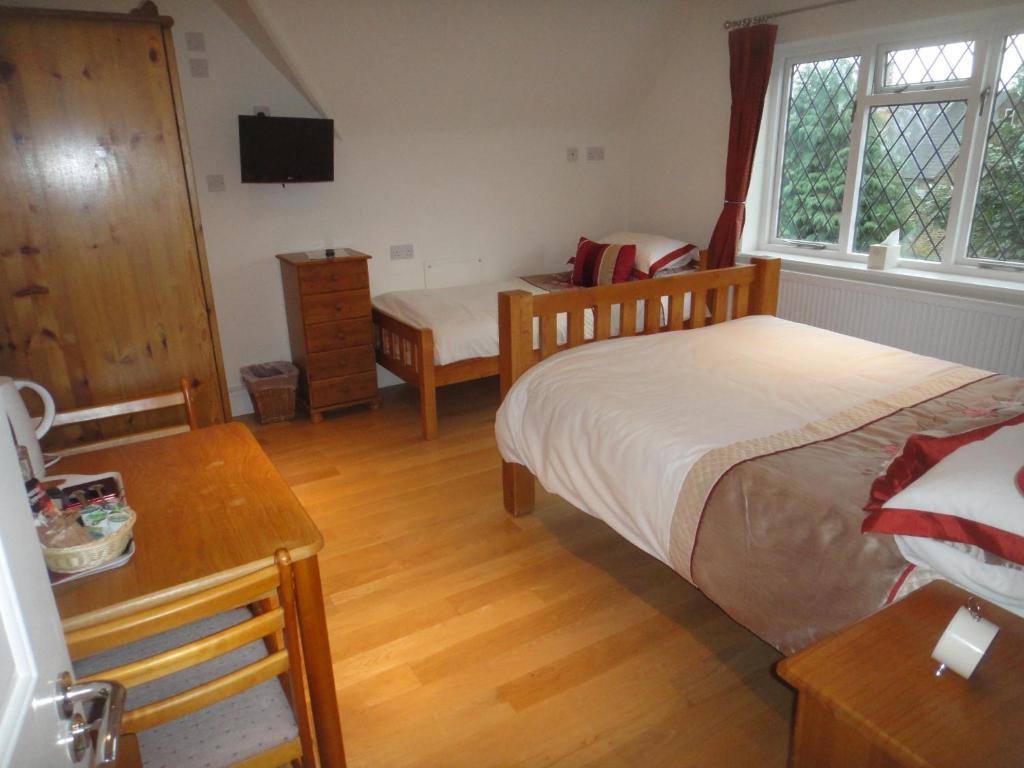 The Oaks Guest house 4*