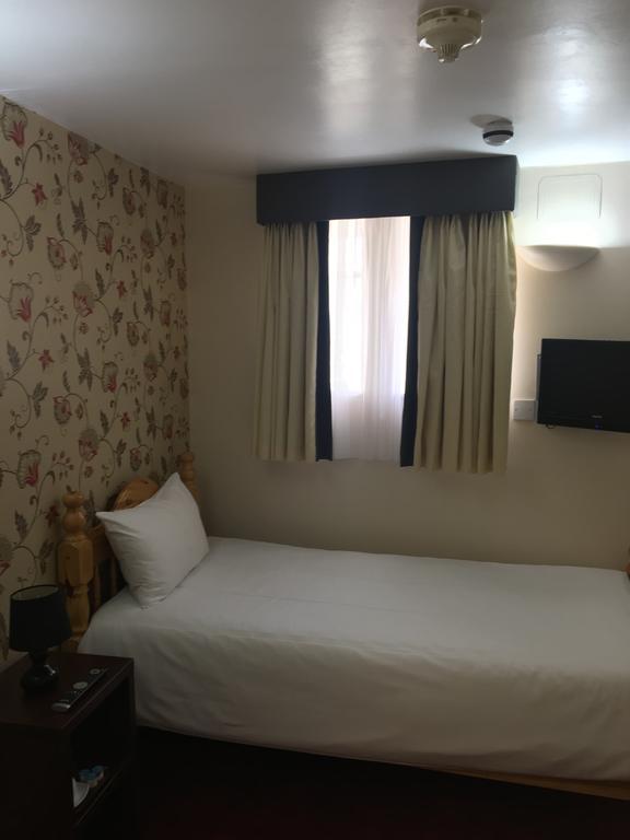 Islington Inn