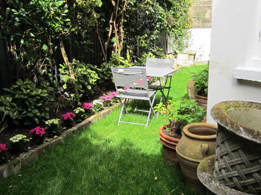 Garden *