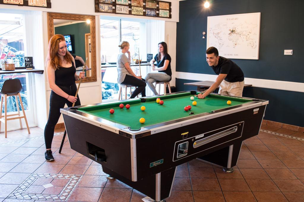 Hostel Palmers Hillspring At Willesden