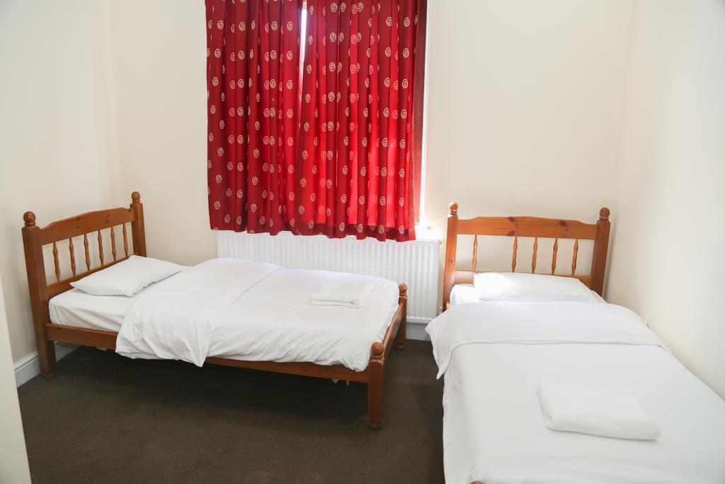 Shelton Hotel, Finsbury Park London