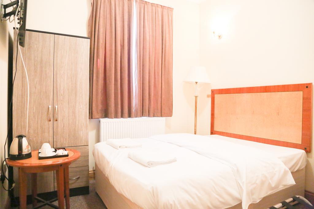 Shelton Hotel, Finsbury Park