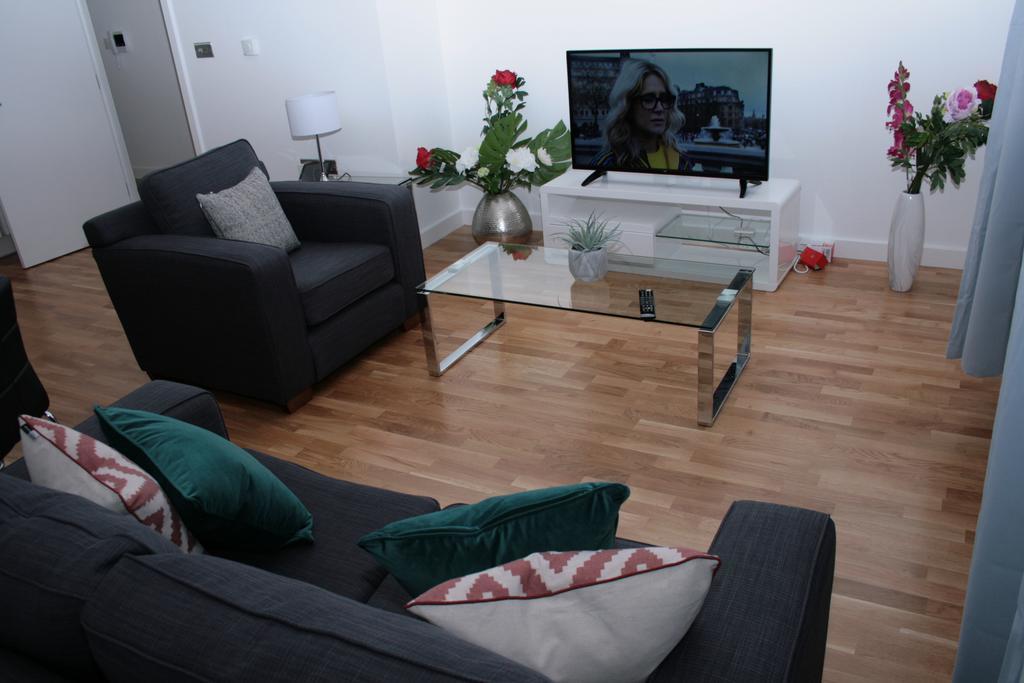 Greenwich Two Bedroom * London