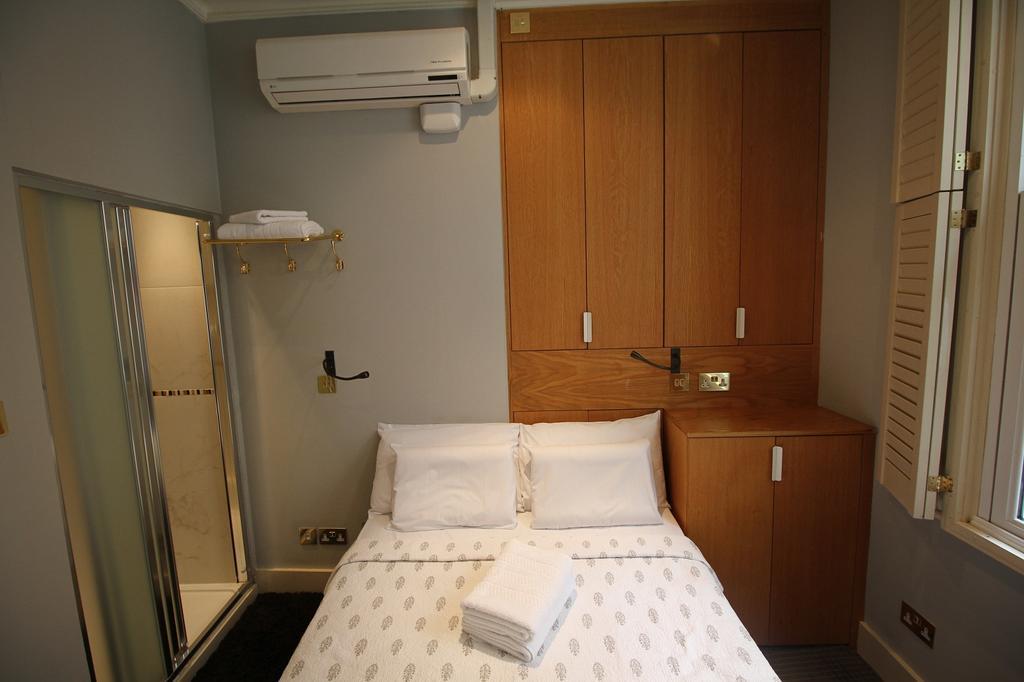 Fielding Hotel London