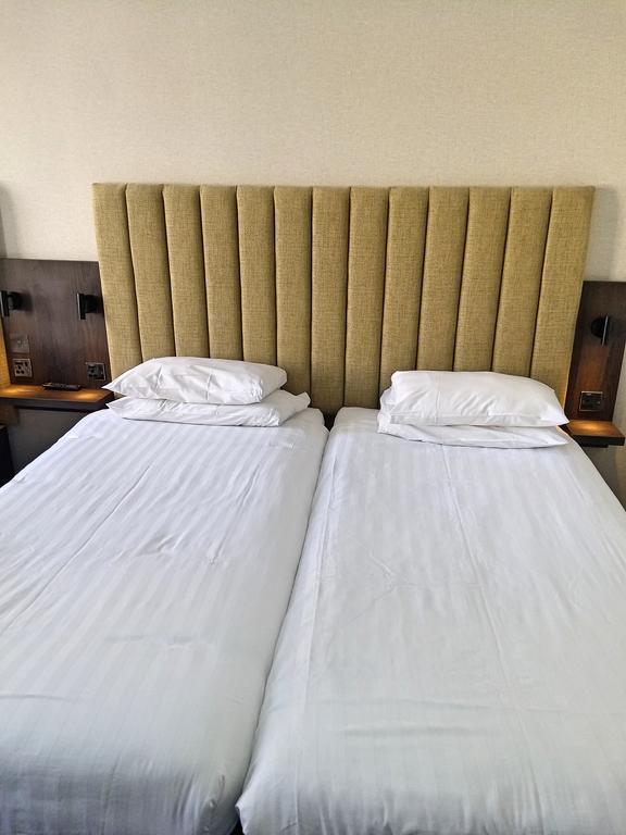 Hotel Garden Court