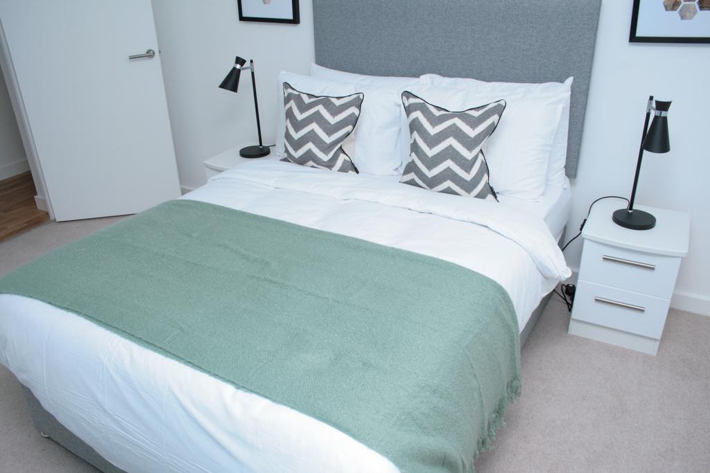 Apartment Greenwich Two Bedroom London