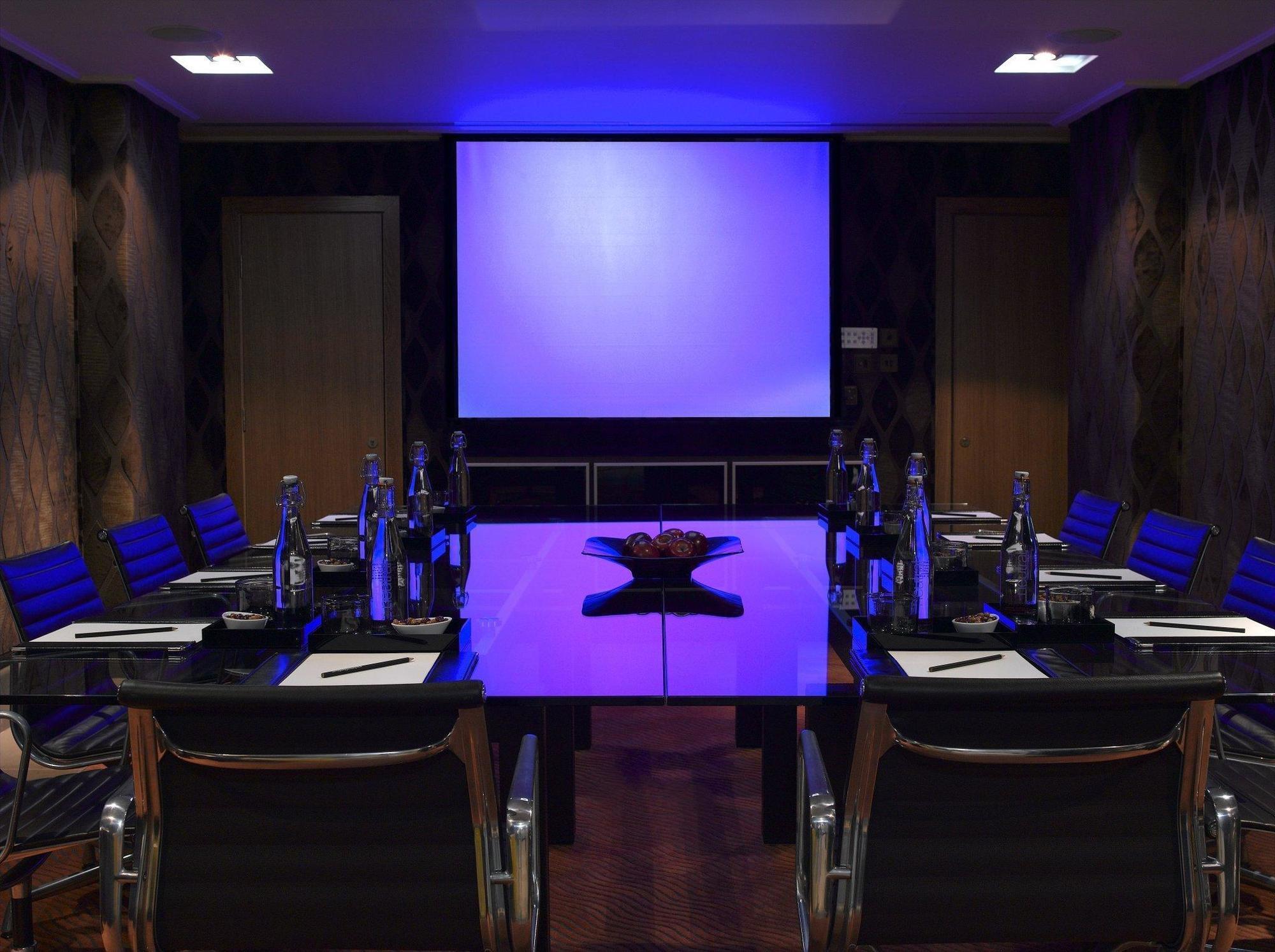 Radisson Blu Hotel, Leicester Square - Formerly Hampshire 5* London