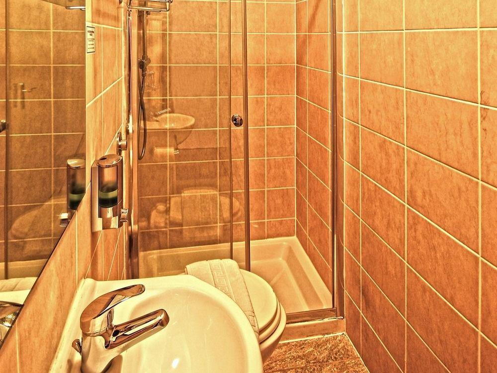 Guest house Primrose 3*