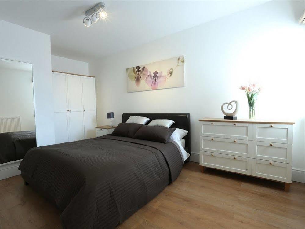 Linton London
