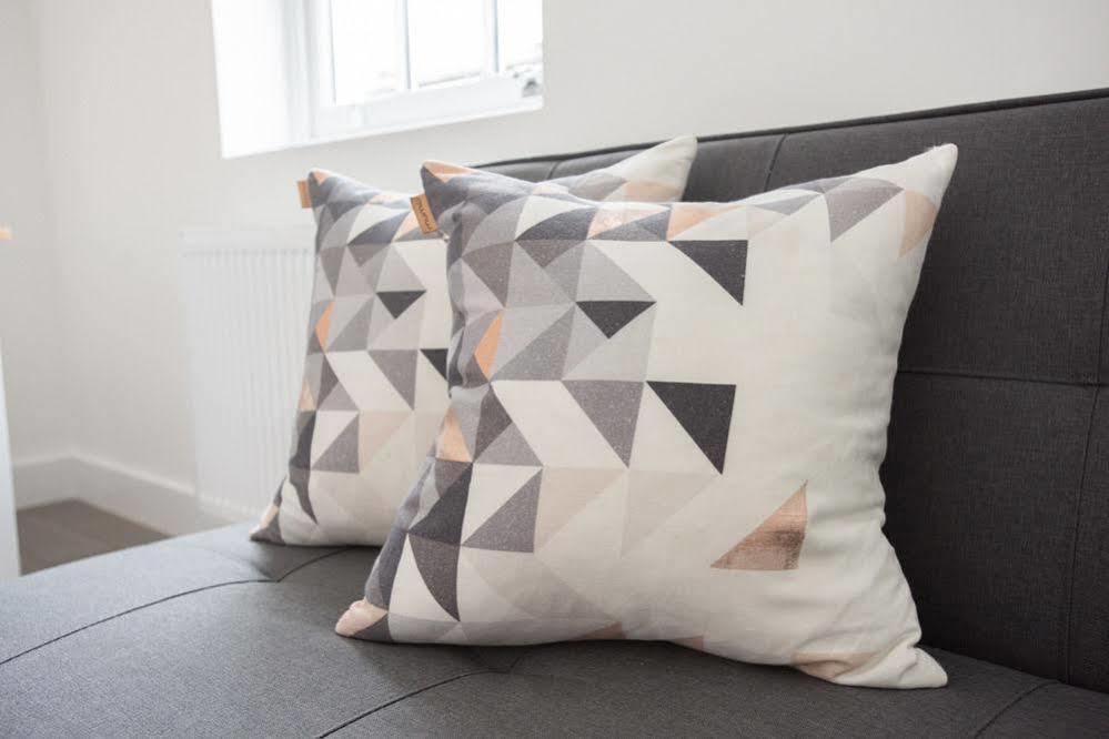Apartment Short Lets In - Kilburn *