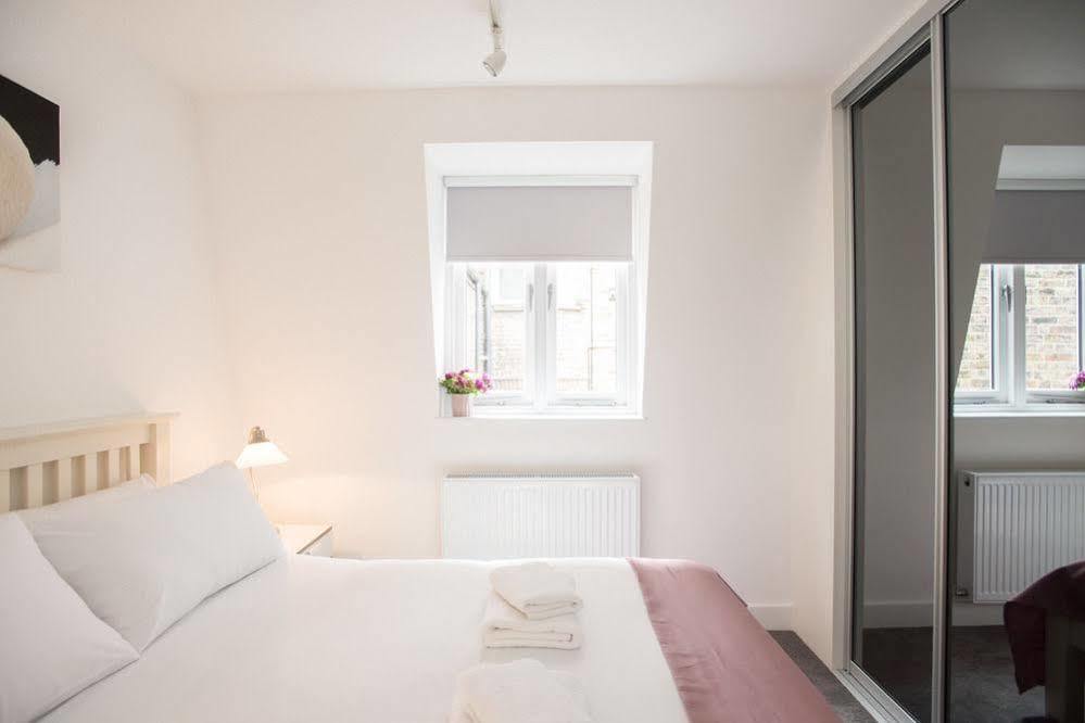 Apartment Short Lets In - Kilburn *
