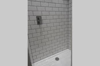 Apartment Short Lets In - Kilburn *