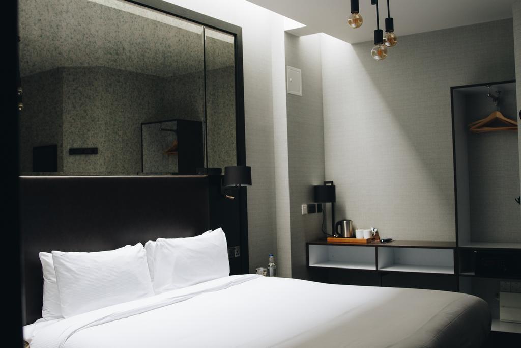 Camden Enterprise Hotel