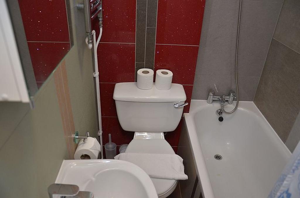 Hyde Park Talbot Square Apartment