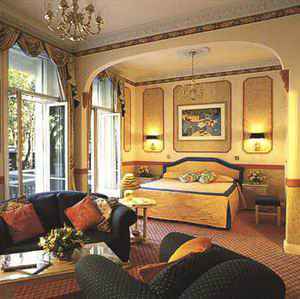 John Howard Hotel