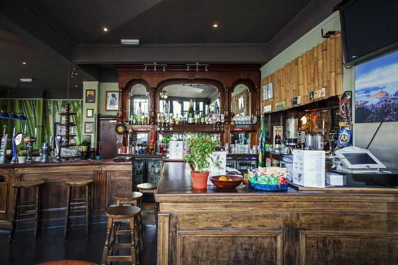 New Market Ale House 2*