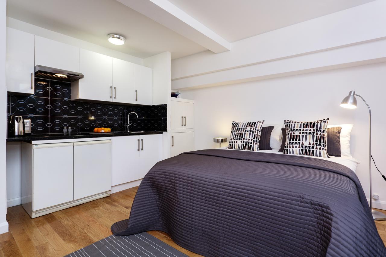 Little Venice Canal Townhouse Apartment London