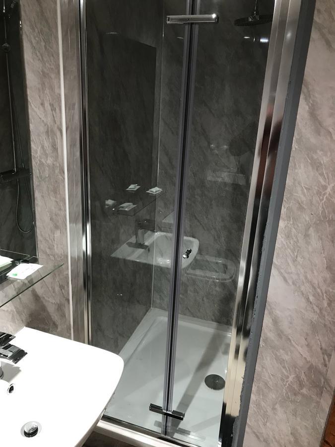 Shelton Hotel, Finsbury Park 3*