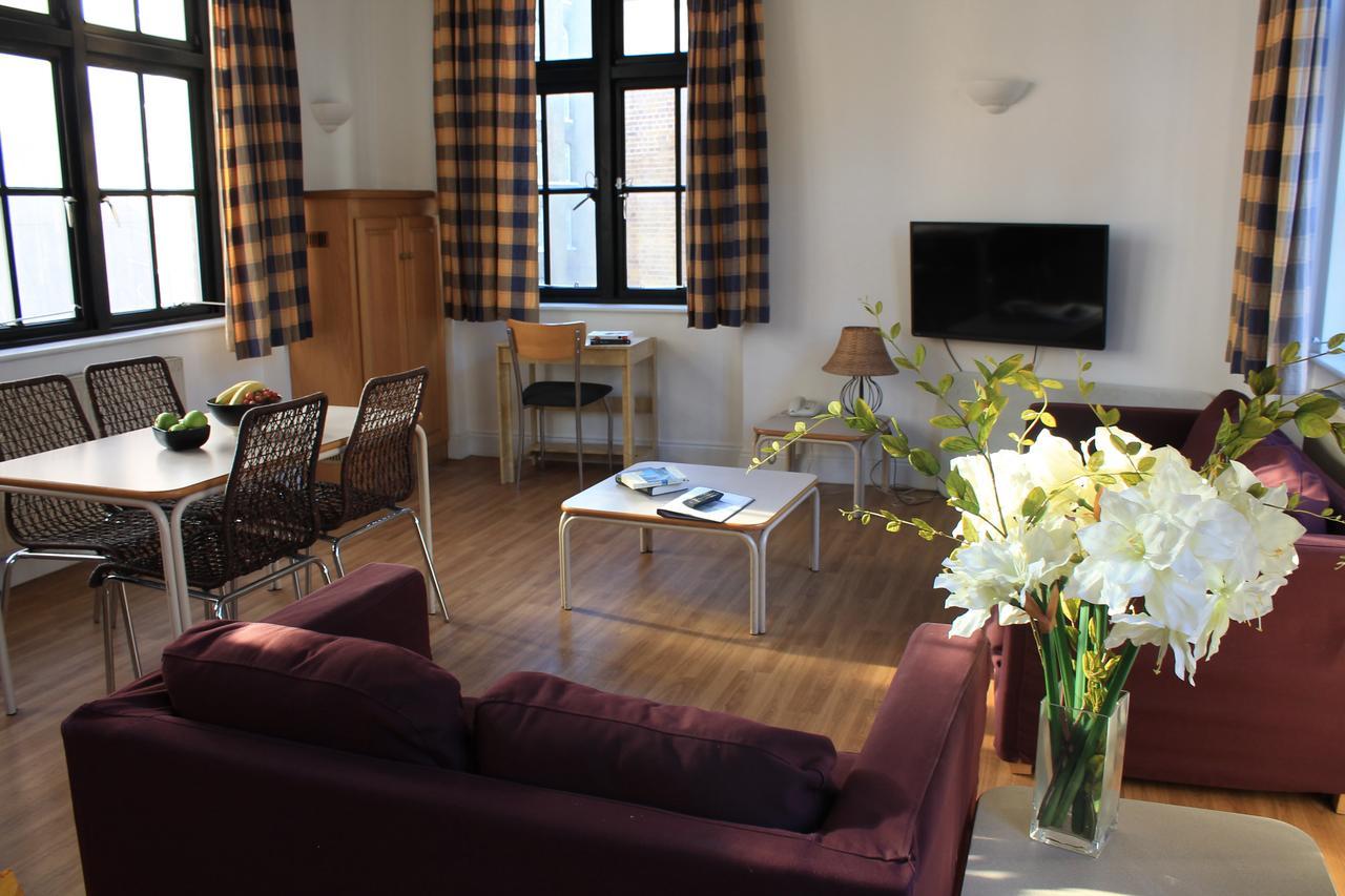 Crawford House Apartment