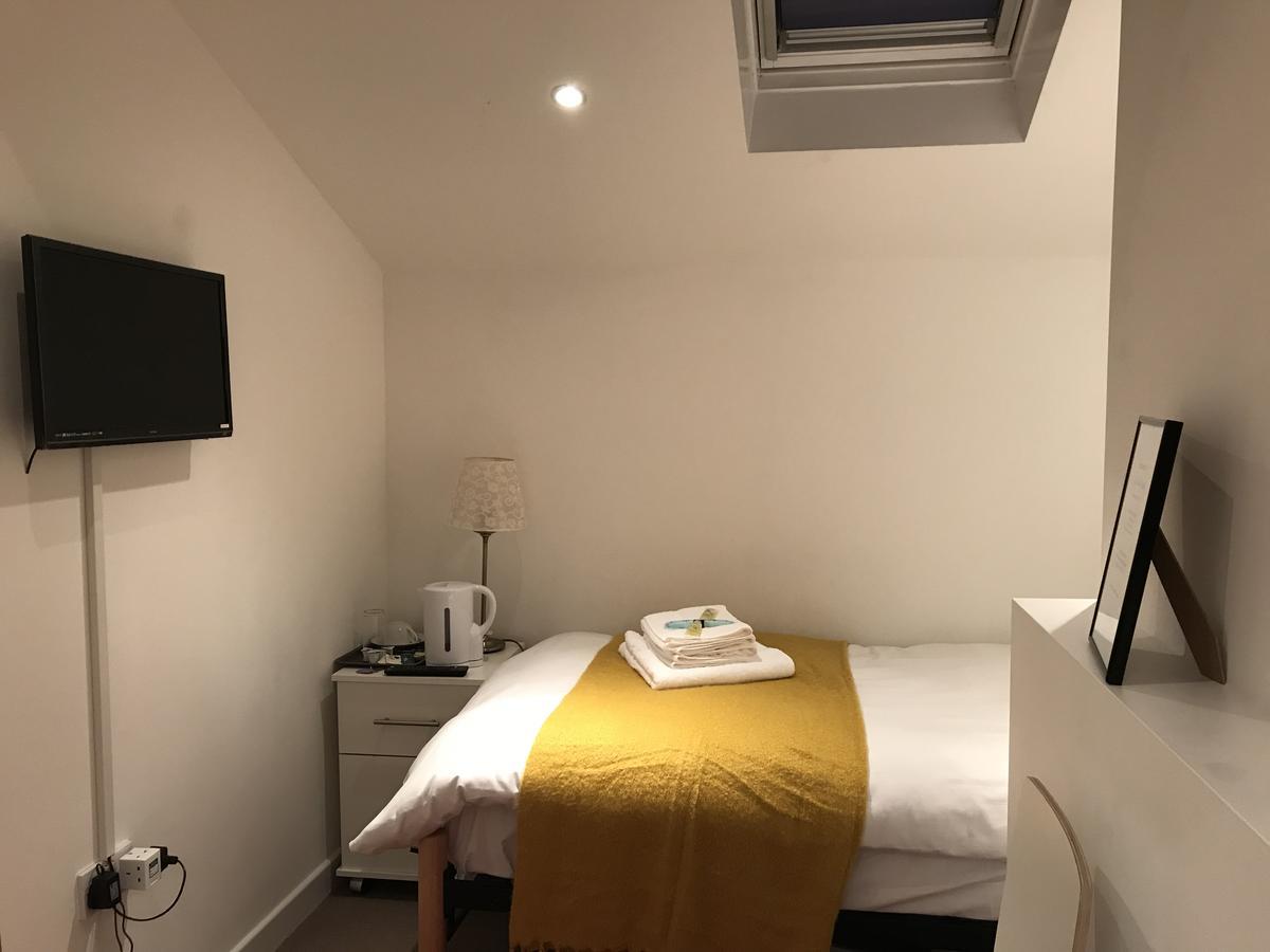 Riverbank Stay Guest house London
