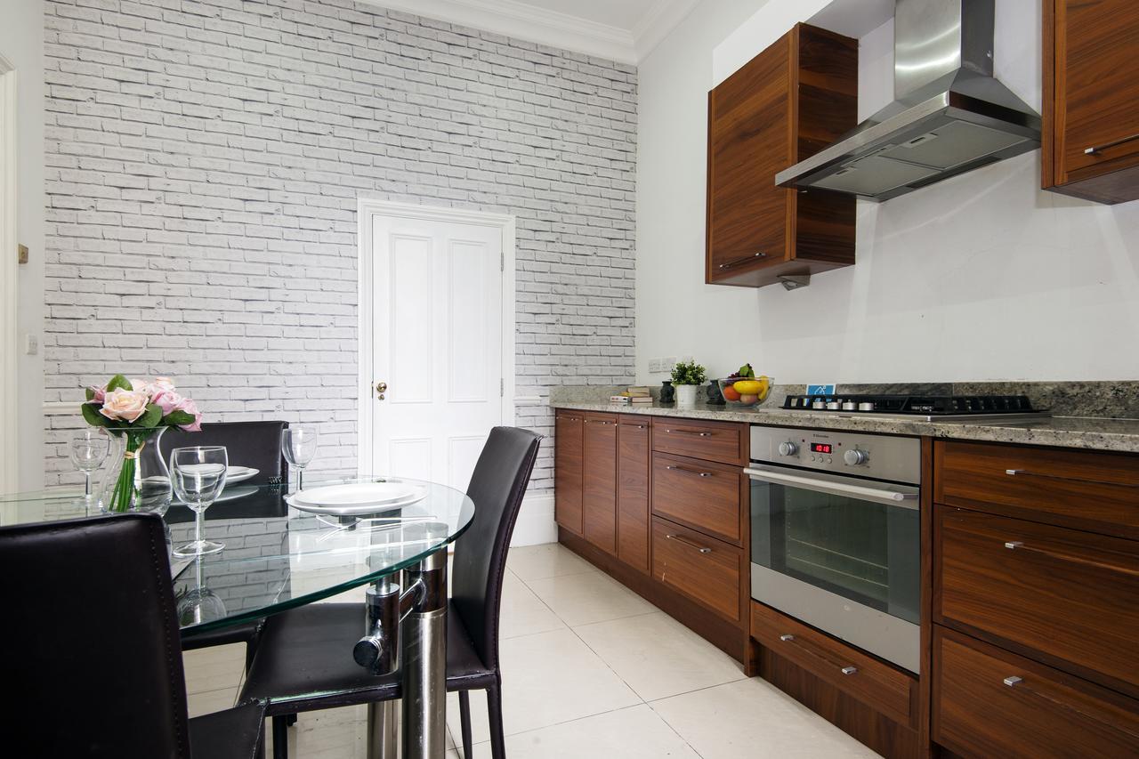 Earls Court Amazing 2 Bed Flat In Central Apartment London