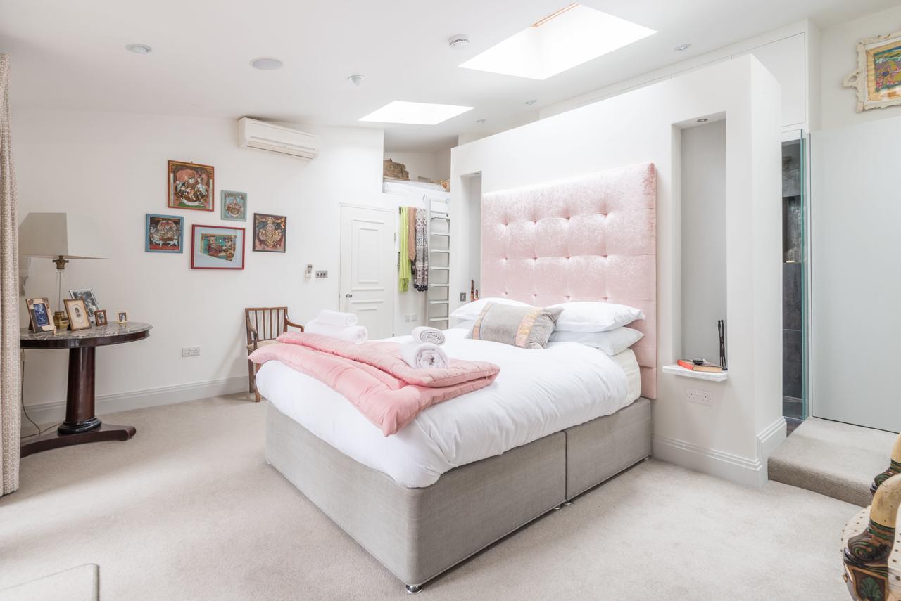 Classic Hammersmith By Ravenscourt Park *