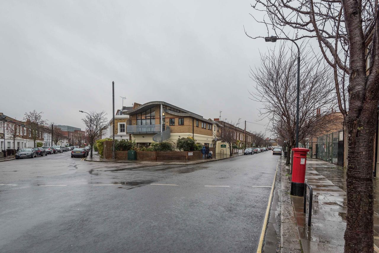 Classic Hammersmith By Ravenscourt Park