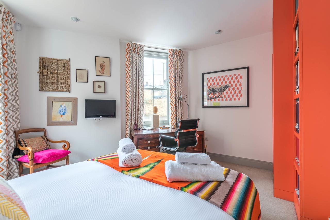 Classic Hammersmith By Ravenscourt Park London