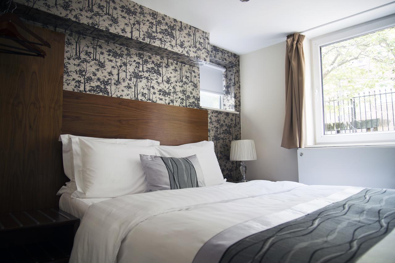 The New Carlton 3* London