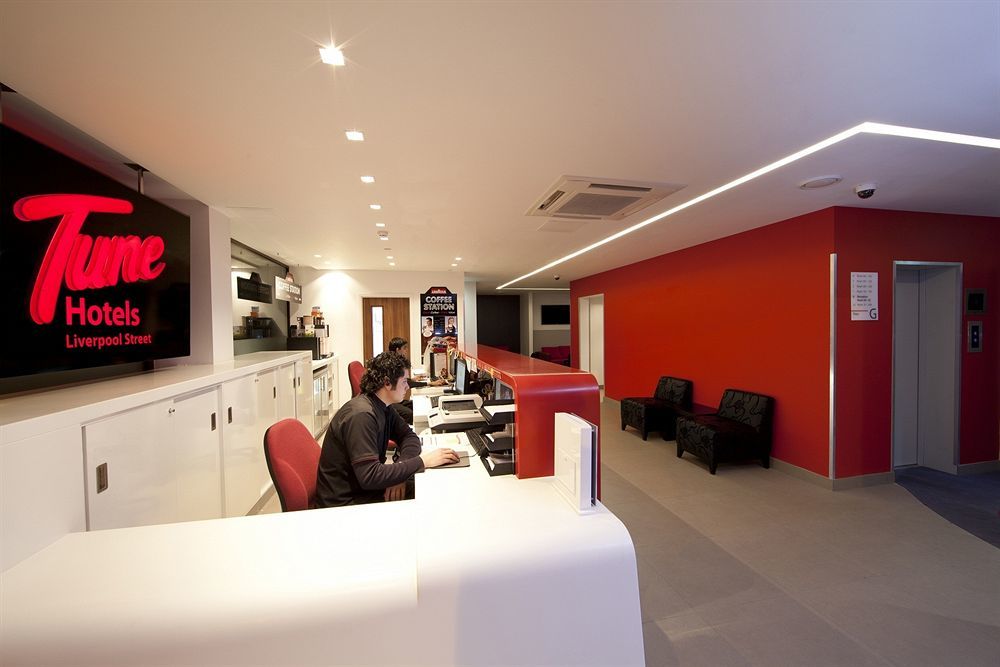Point A Liverpool Street 3*